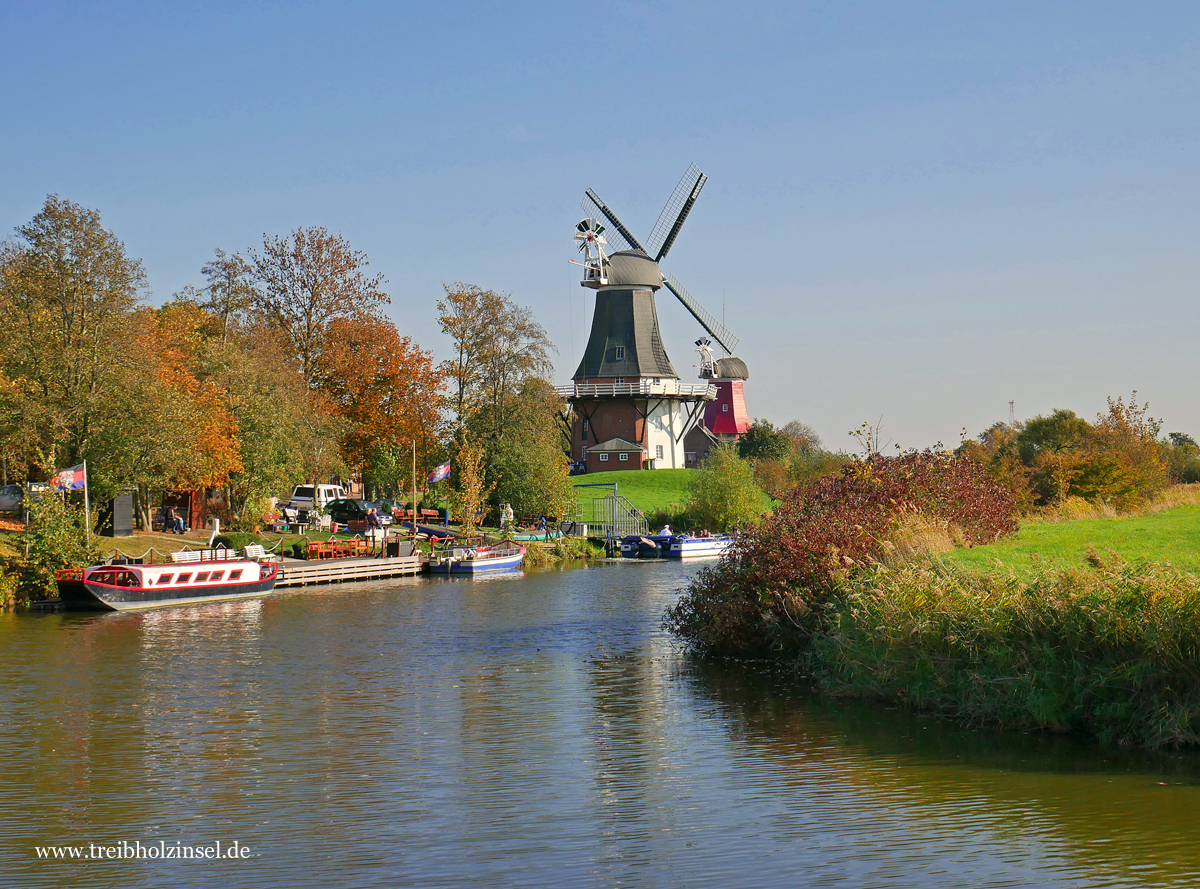 Zwillingsmuehlen Hollaendermuehlen Greetsiel